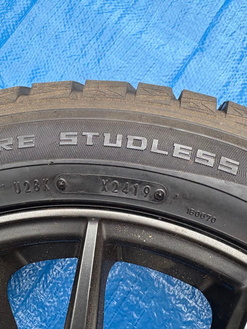 DigiTyre スタッドレスタイヤ 205/60R16