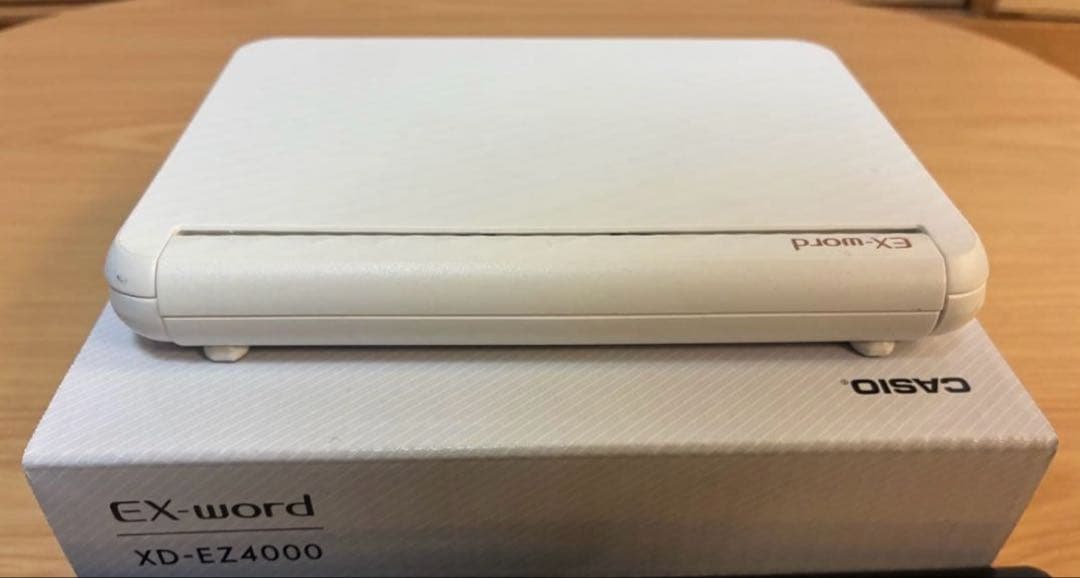 【美品・動作良好】カシオ 電子辞書 エクスワード XD-EZ4000 ホワイト
