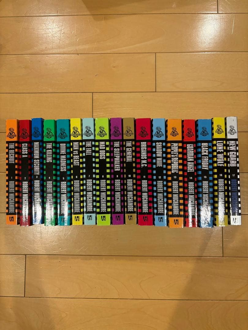 (値下げ！)洋書　CHERUBシリーズRobert Muchamore 全17巻