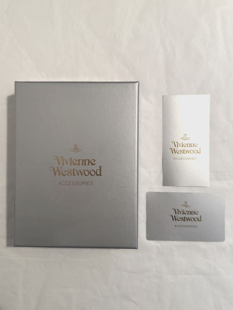 【新品未使用】Vivienne Westwood 三つ折り財布 グレー 大人気