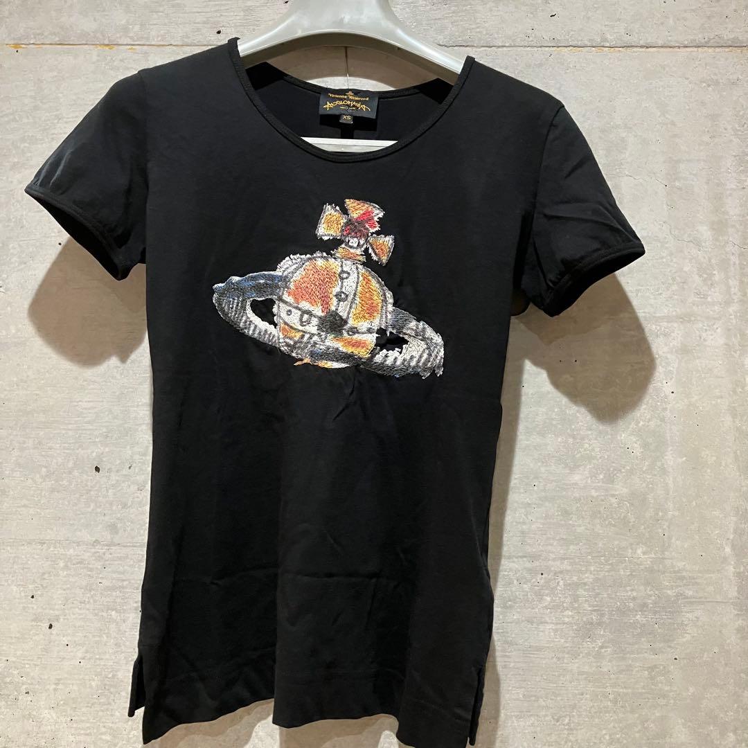 【美品】ヴィヴィアンウエストウッド アングロマニア オーブ刺繍 黒 Tシャツ