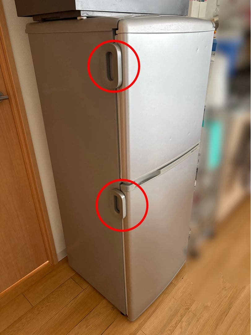 【最終値下げ】送料込AQUA シルバー 2ドア冷蔵庫 2016年製 137L