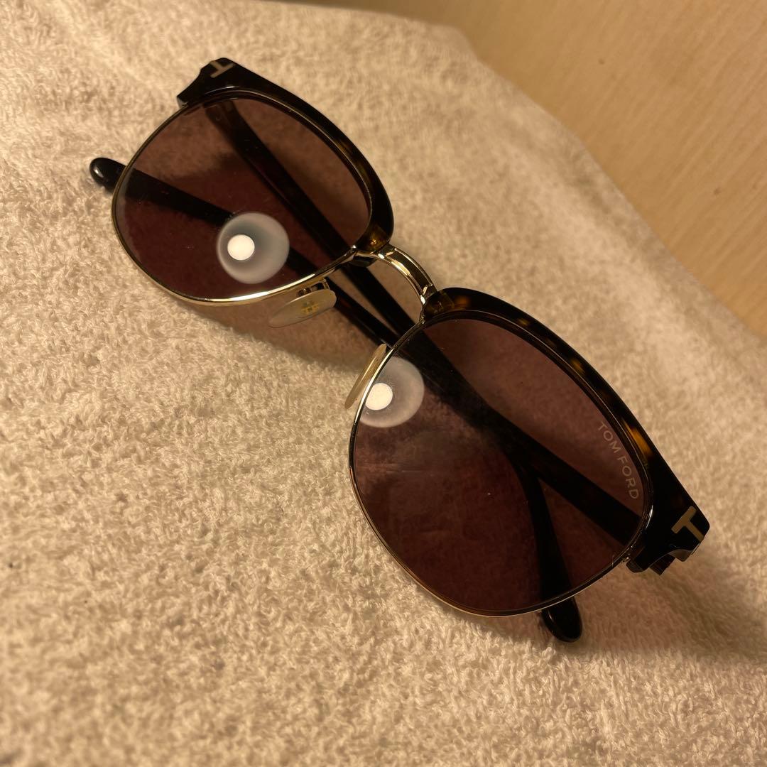TOMFORD サングラス　ボストン　ベッコウ