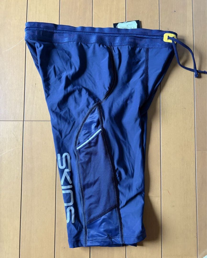 スキンズSKINS着圧 コンプレッション SERIES-3ネイビーMサイズ