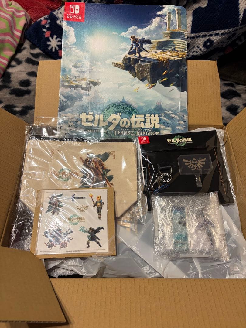 ゼルダの伝説ティアーズオブザキングダムコレクターズボックスと限定品　新品未開封