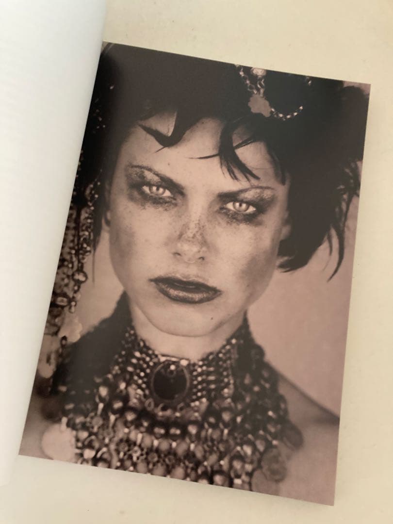 アート・デザイン・音楽 DIAMONDS & PEARLS by MARC LAGRANGE
