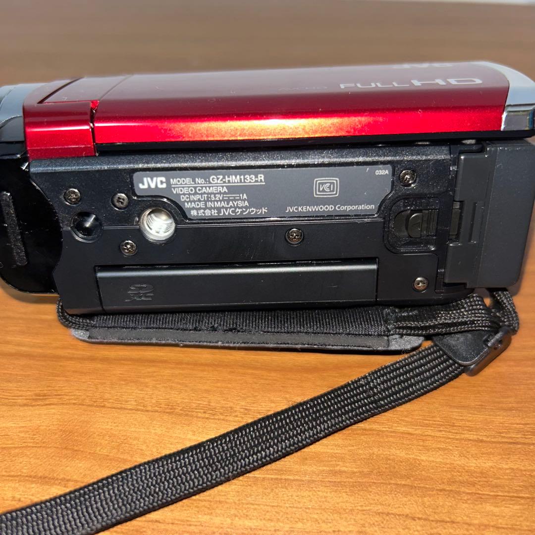 【美品】JVC ケンウッド ビデオカメラ GZ-HM133-R