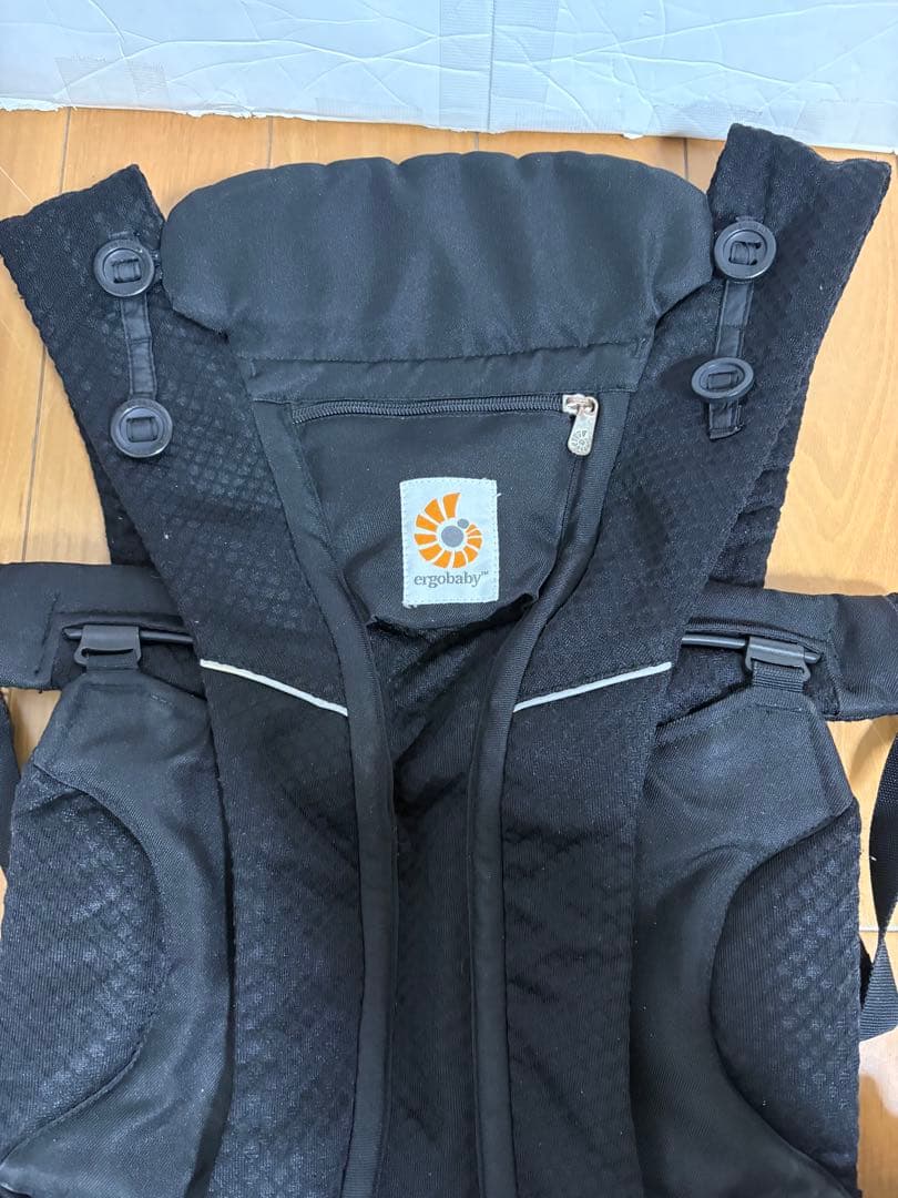 【送料無料】正規品　エルゴベビー　オムニブリーズ　抱っこ紐　メッシュ　ブラック