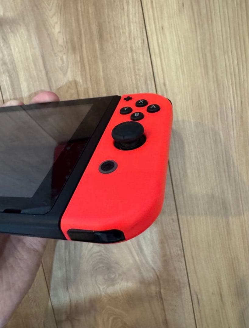 美品　Nintendo Switch 本体 ネオンブルー/ネオンレッド