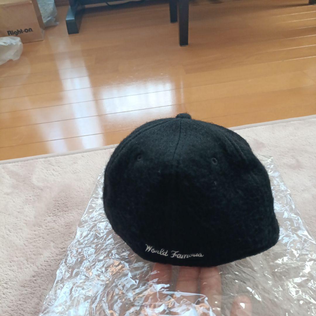 Supreme 黒 ベースボールキャップ