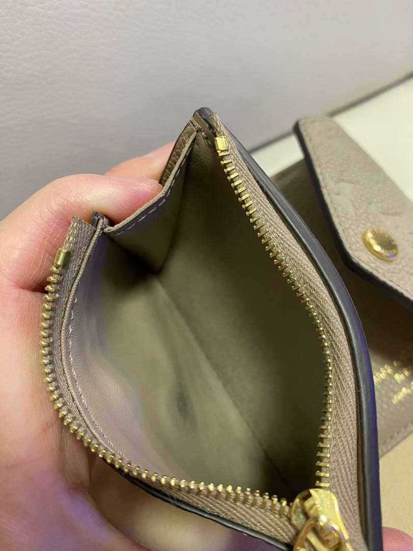 kirari様、専用LOUIS VUITTON ポルトフォイユ・ゾエ　現行モデル