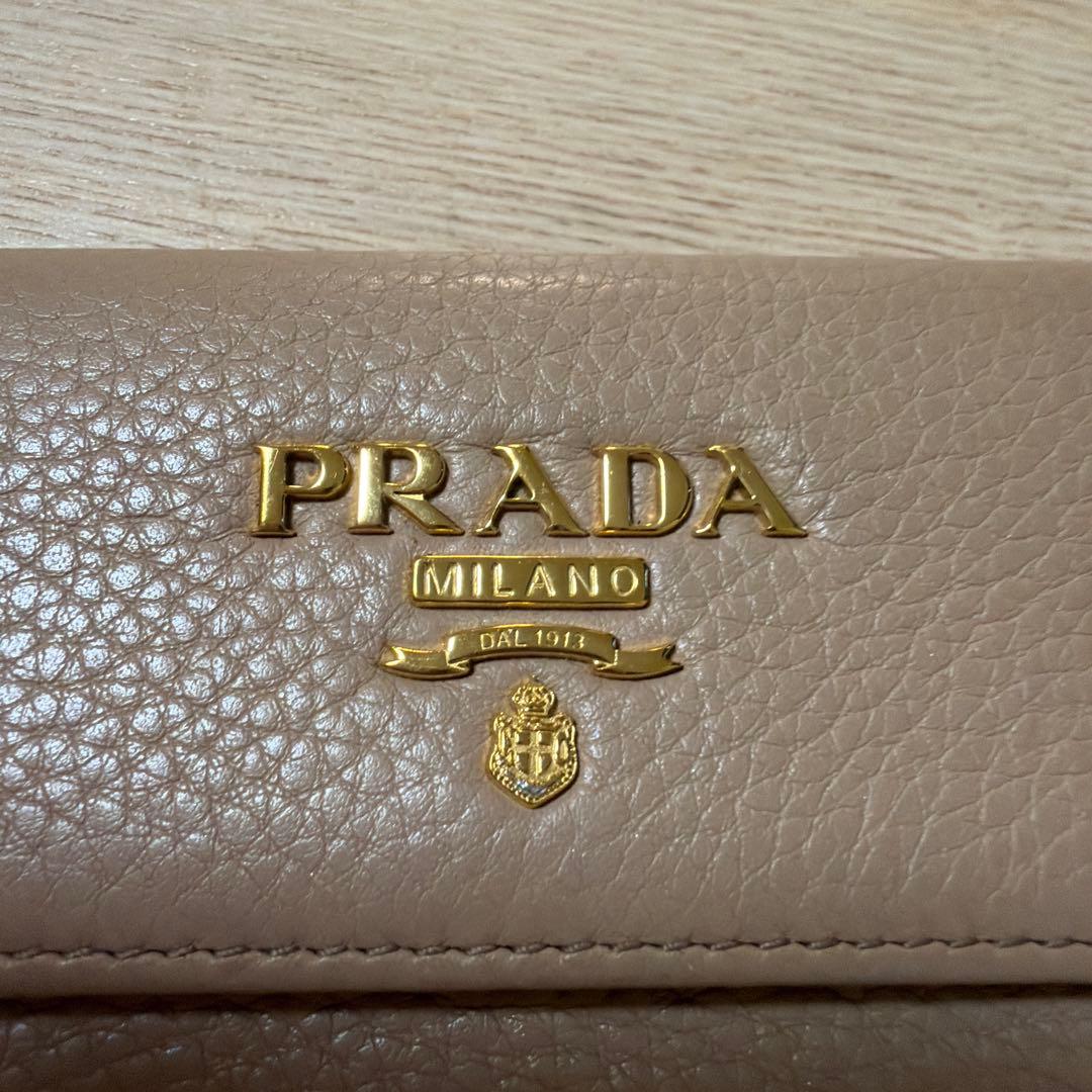 【PRADA】三つ折り財布 レザー ベージュ コンパクトウォレット ミニ財布
