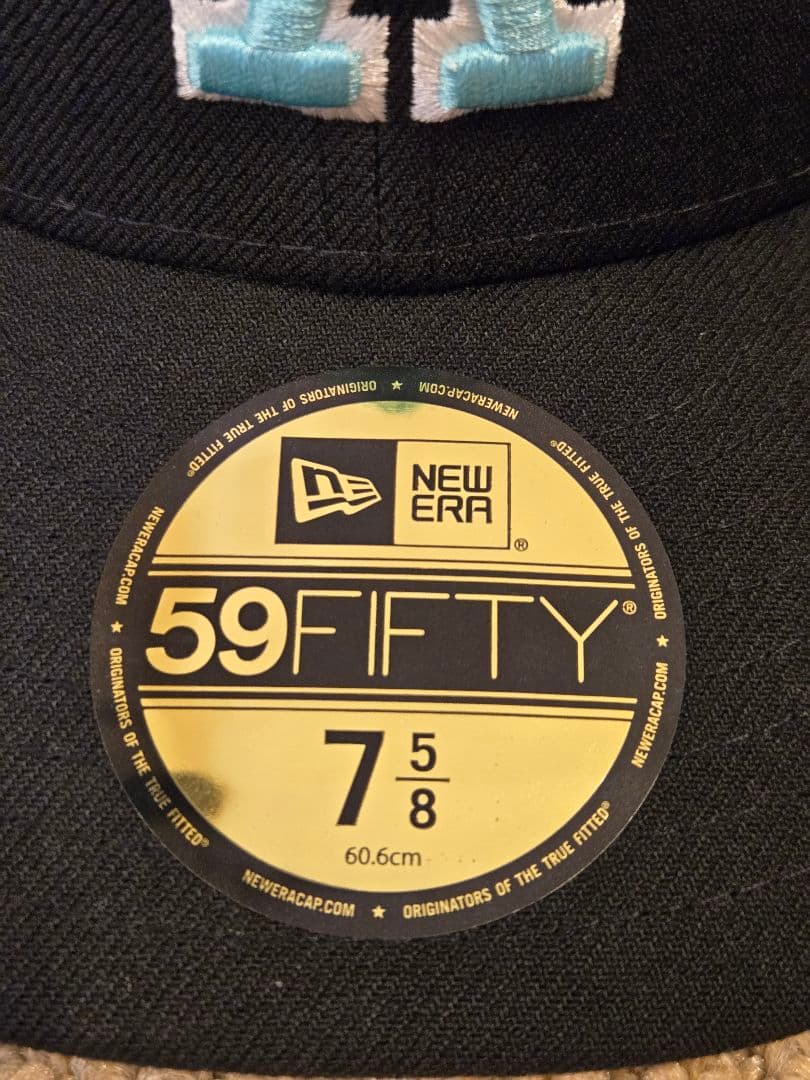 NEW ERA gifthat別注 59FIFTYドジャース ティファニー