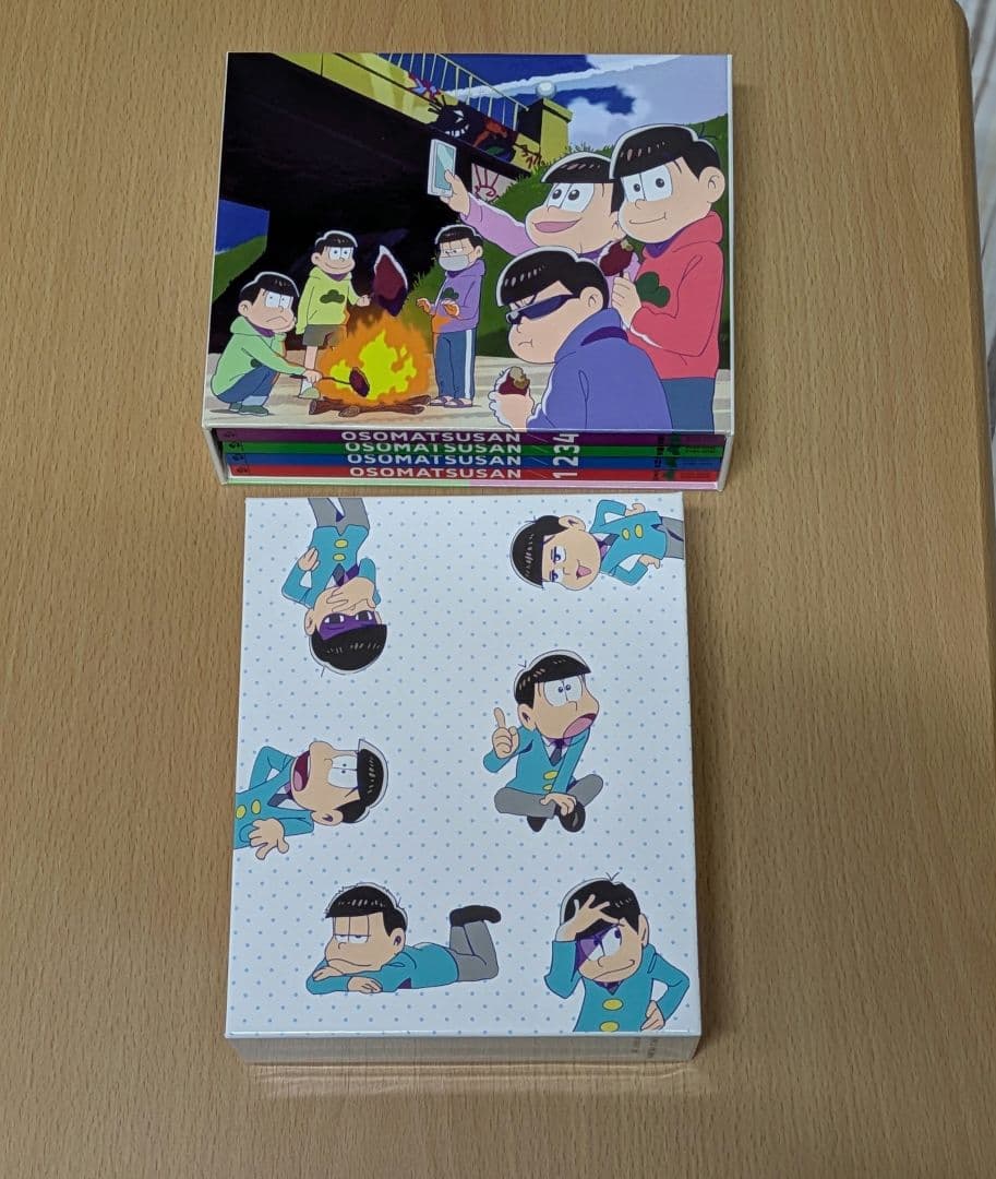 おそ松さん　１期２期Blu-ray　全巻セット　収納ボックス付き