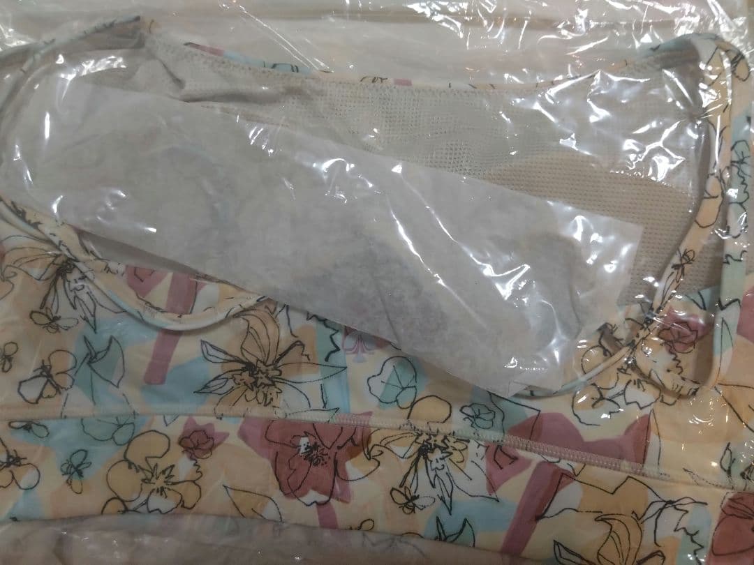 新品未使用　SUKALA　フラワーセパレートタンクトップ　ヨガ　ウェア M
