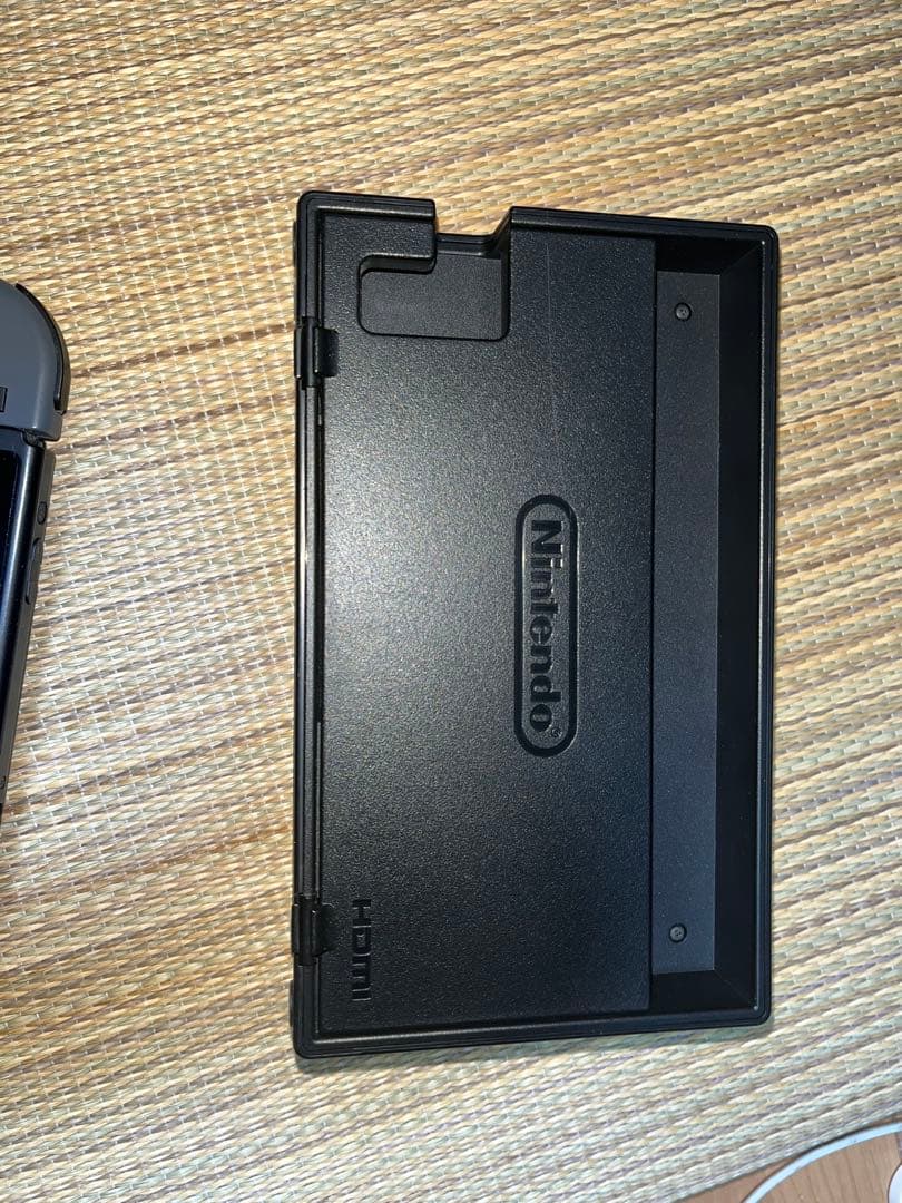 Nintendo Switch 本体 32GBとカセットのおまけ付き