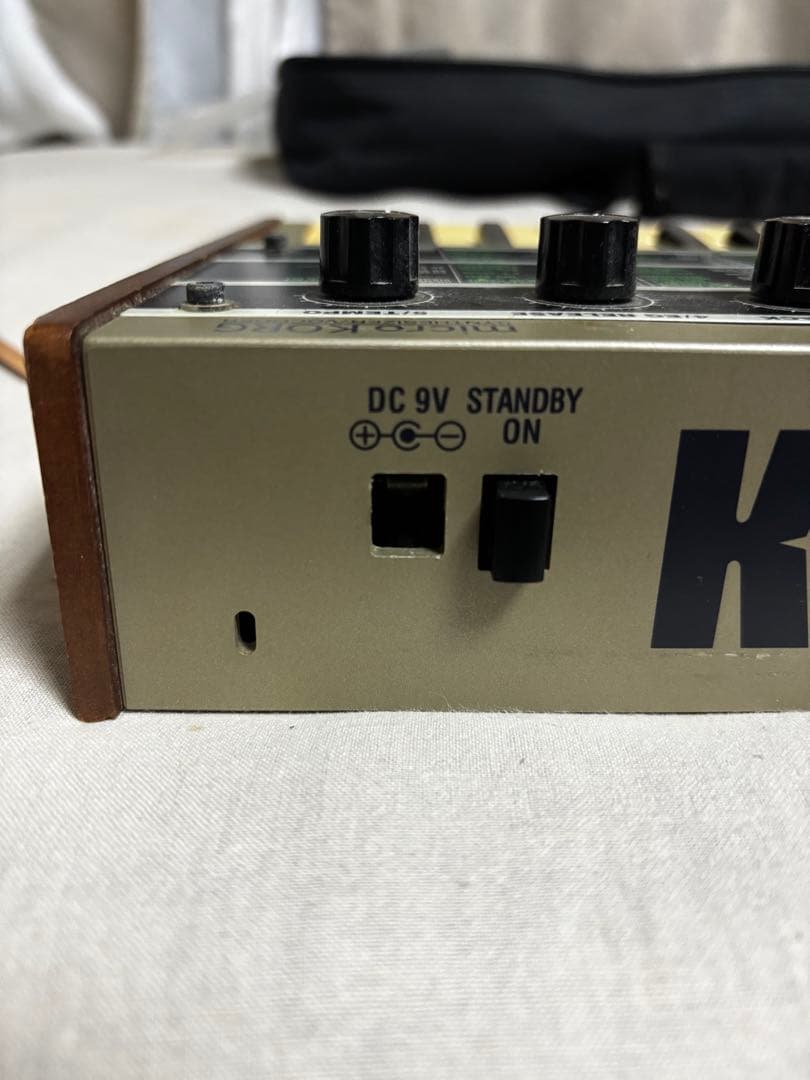 KORG アナログシンセサイザー