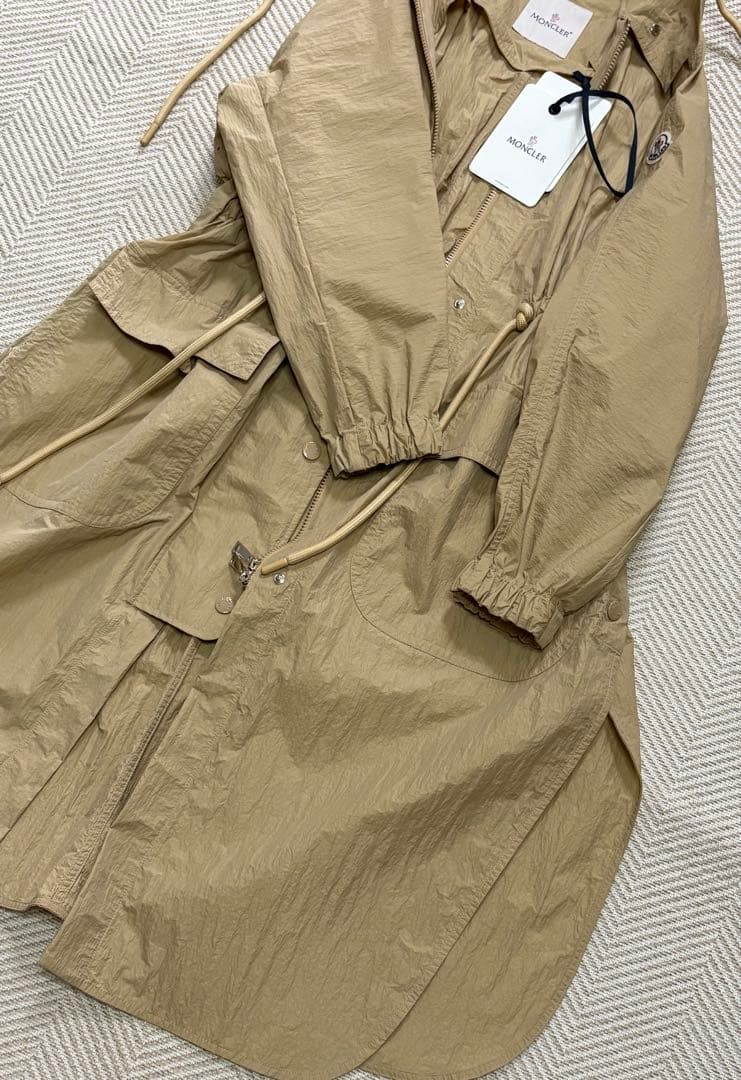 モンクレール MONCLER 美品 SOLOGNE ベージュ ナイロンコート