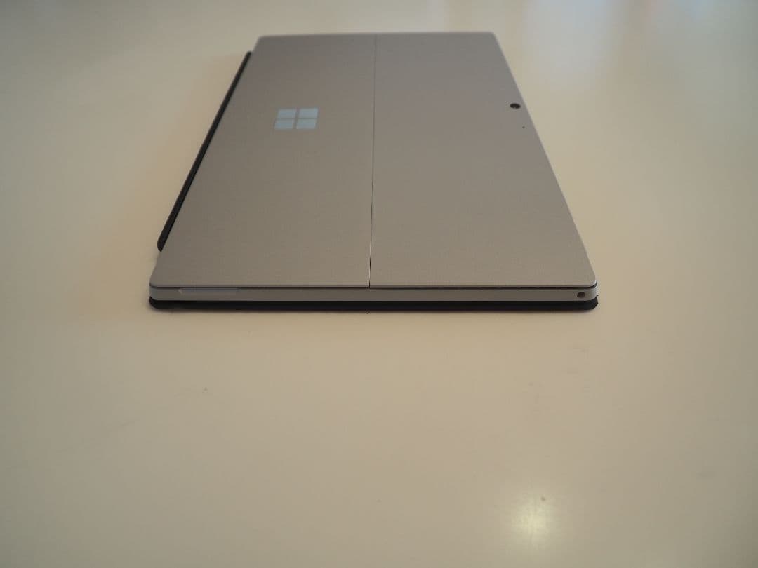 SurfacePro7 i3/4GB/128GB タイプカバーOffice付