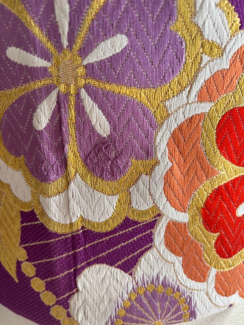 ⭐️可愛い振袖フルセット　正絹振袖　成人式　白地系　地紋柄　銀通し　駒刺繍