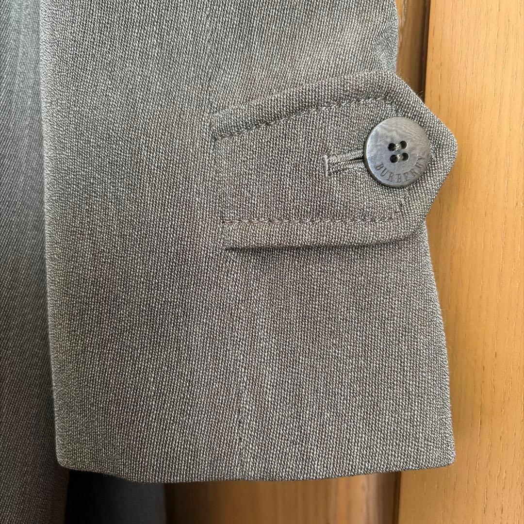 美品　正規品　Burberryコート　カーキ色　大きいサイズ