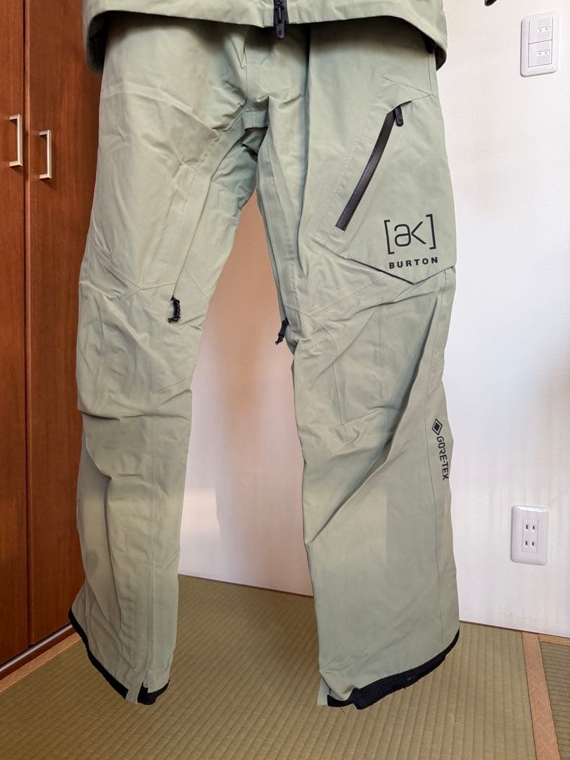 スーさん専用　BURTON [ak] Hedge Green スノボウェア上下