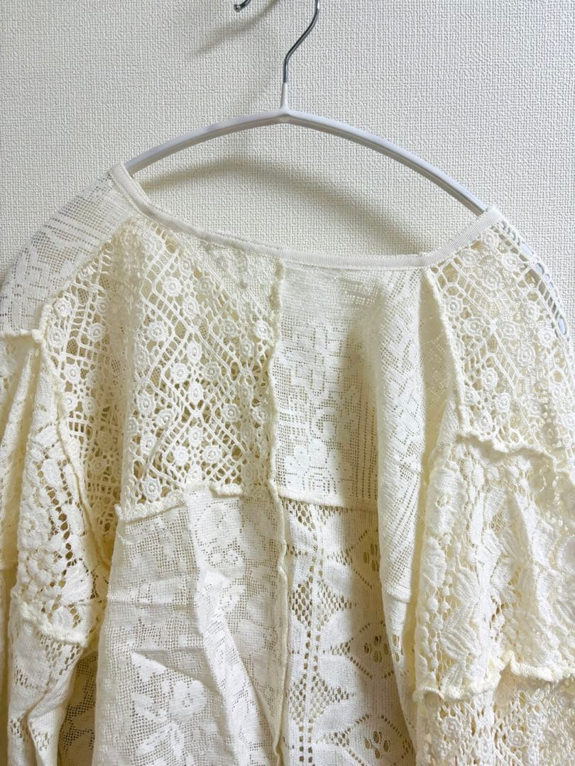 ボタン＆タグ付アンヌークanuke Patchwork LaceCardigan