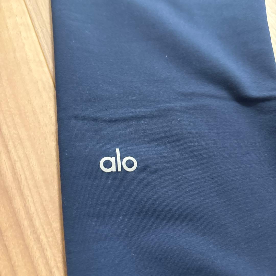 g*送様 新品未使用　alo Airbrush Winter Warm Sサイズ