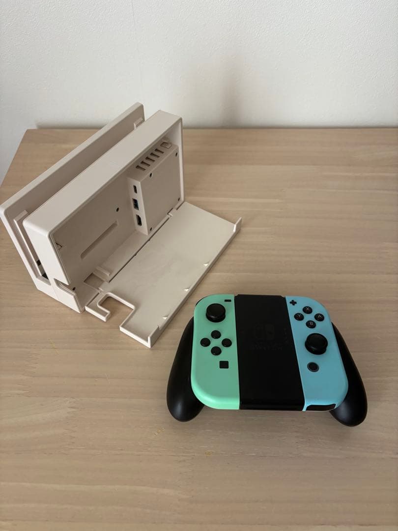 ※るーむ※【Switch本体】あつまれどうぶつの森