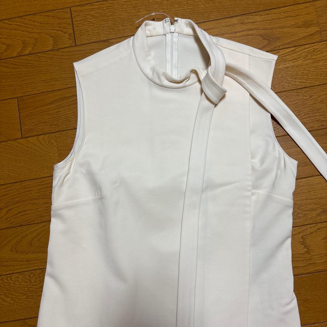 VALENTINO♪ワンピース♪バレンティノ♪タイ付き　リボン