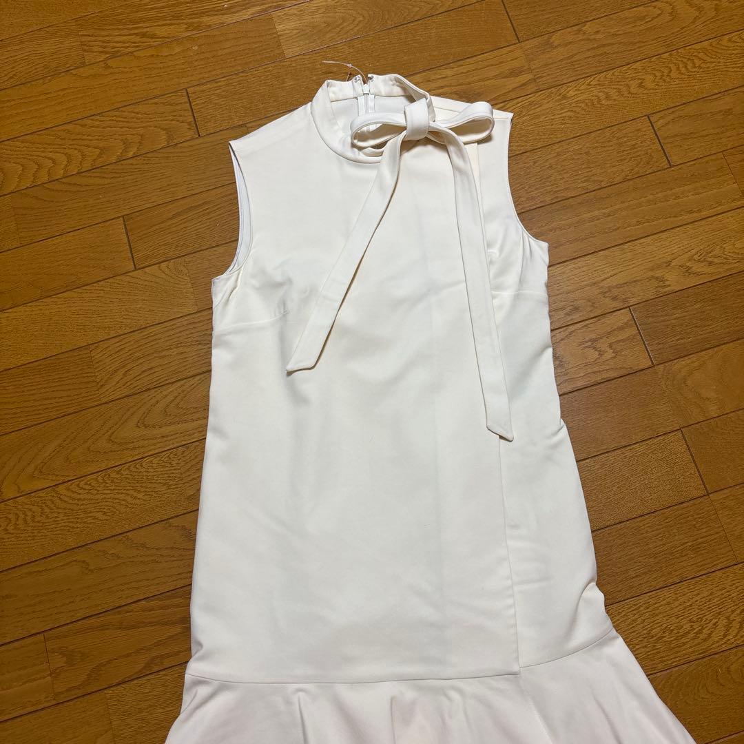 VALENTINO♪ワンピース♪バレンティノ♪タイ付き　リボン