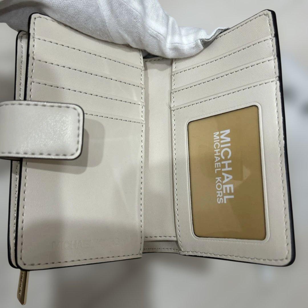 新品マイケルコース　レディース二つ折り財布