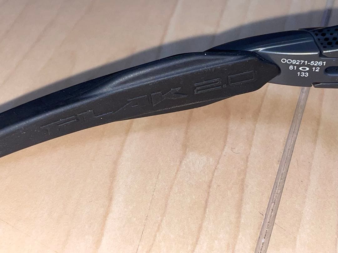 と*よ様 超美品　OAKLEY オークリー OO9271-5261 サングラス