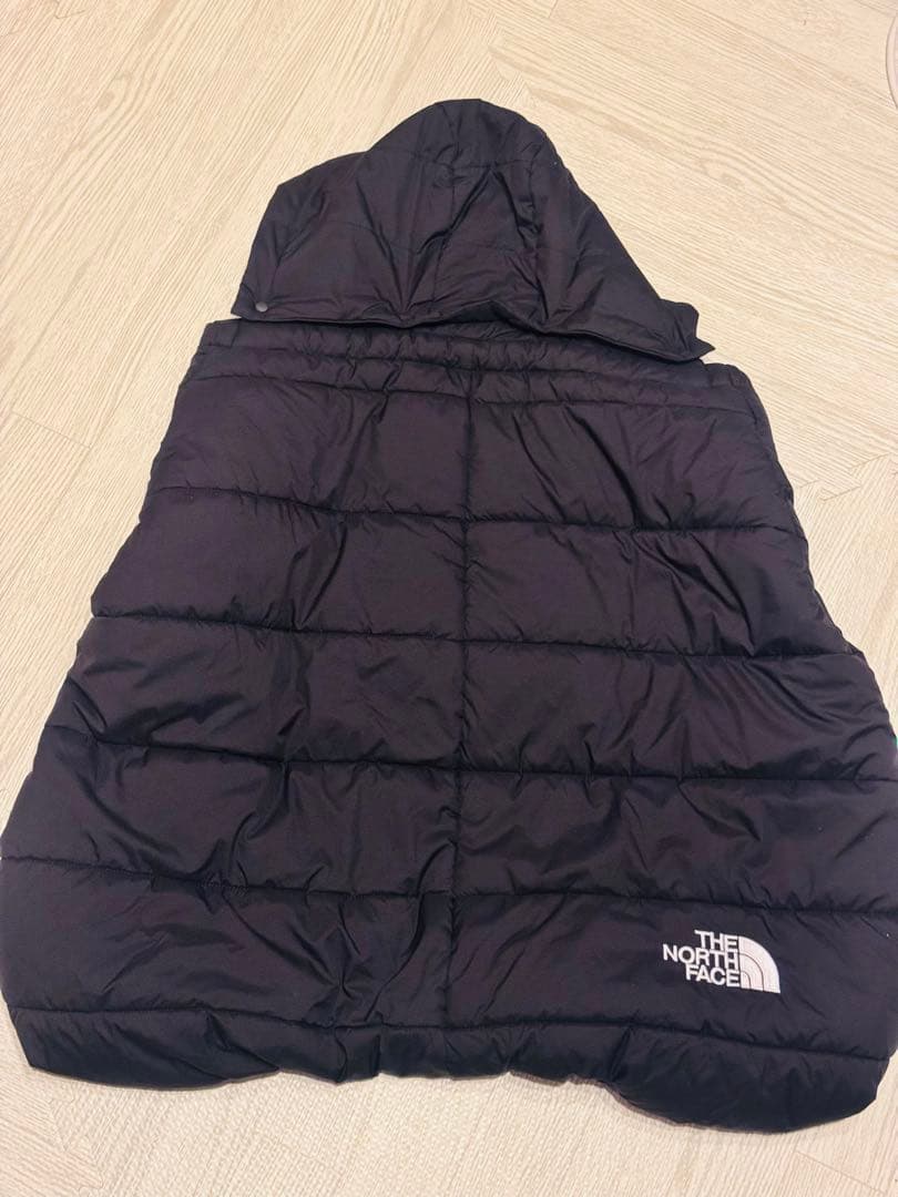【美品】THE NORTH FACE ベビー　抱っこ紐ケープ　ブラック
