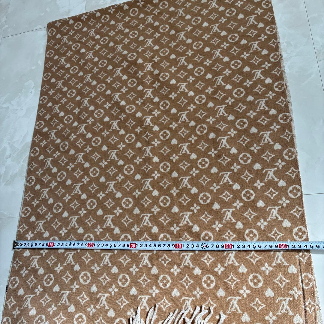 ヴィトン LOUIS VUITTON マフラー ノベルティ