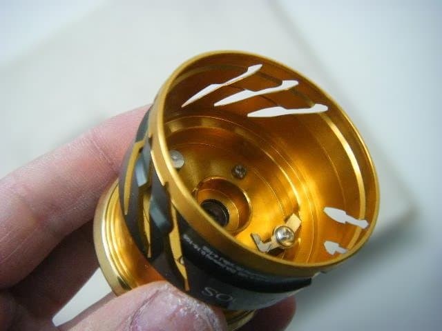 即決！◆新品！シマノ 20 ツインパワー C2000S 純正スプール◆1013