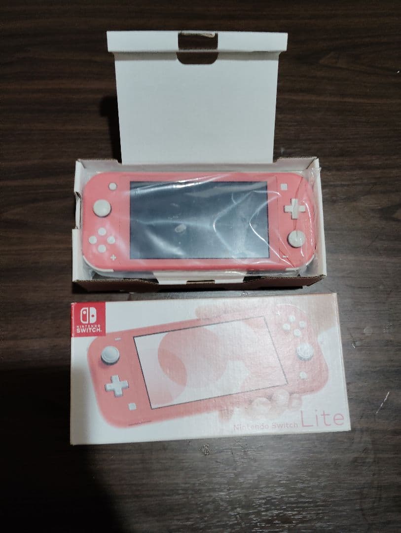 【ジャンク品】Nintendo SwitchLight ピンク