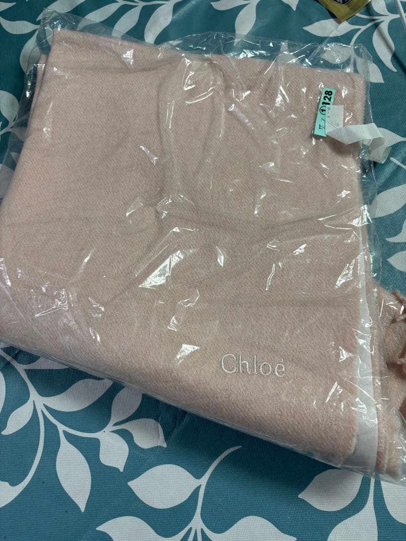 美品Chloe カシミヤ100% ストール ピンク フリンジ クリーニング済み♪