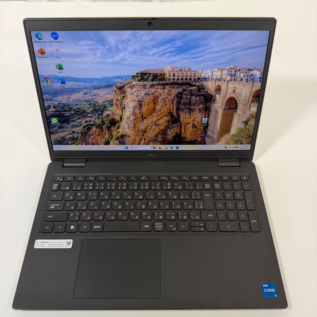Windowsノート本体 06.Latitude3520 / i5-11/ 16G/ 512G