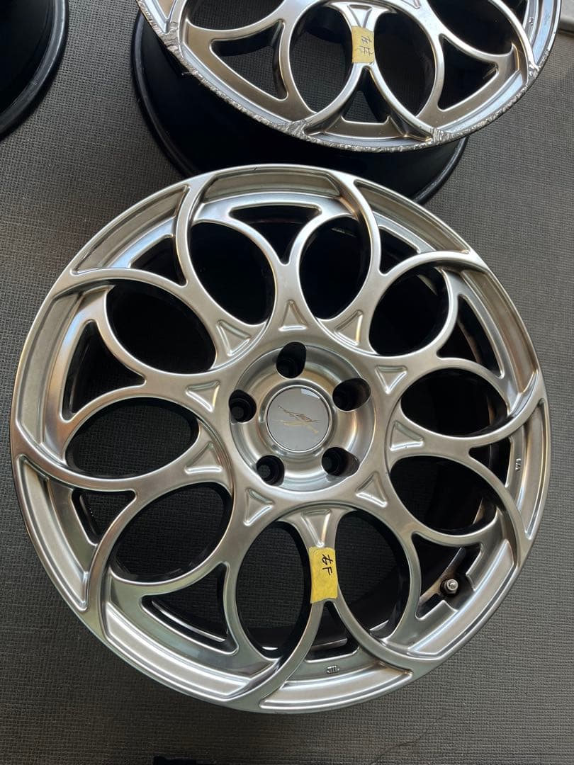 【値下】ken okuyama アルファロメオ ジュリエッタ 18インチホイール