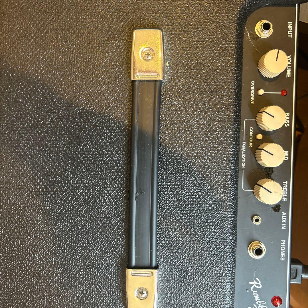 Fender フェンダー　ベースアンプ　 Rumble25 (V3)　25W