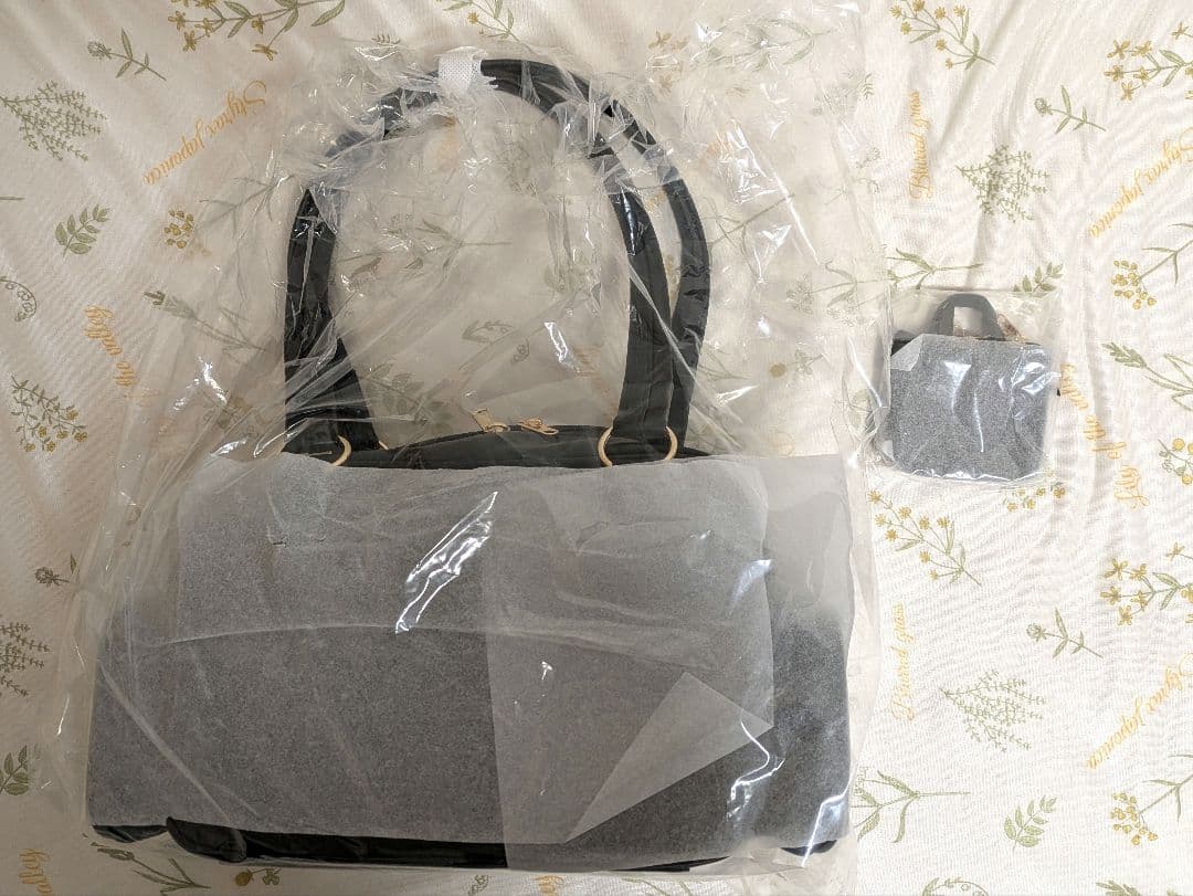 あ*餅様 WEGO 痛バ きらきらHAPPY PACK ボストンバッグ＆缶バチャ