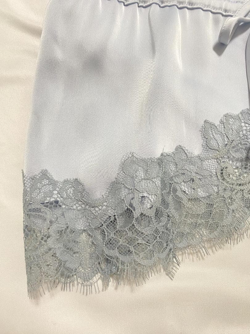 ZARA レースサテンキャミソール パステルブルー S