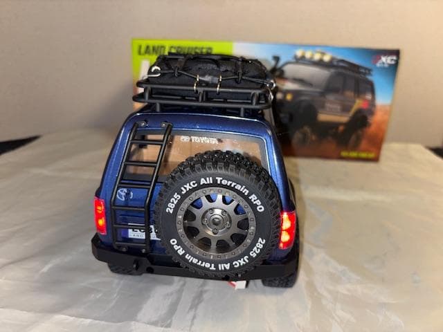 F*W様 JXC 1/12 ランドクルーザー(LC80) RCクローラー　（中国