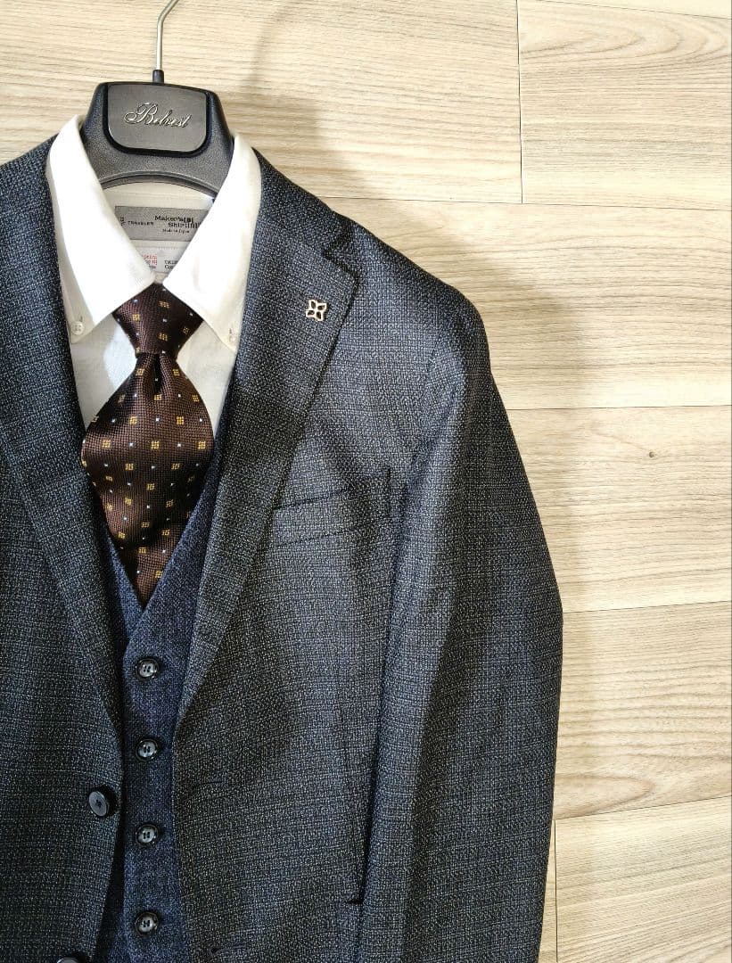 Shingi様　TAGLIATORE 46 極美品 ジャケット グレー
