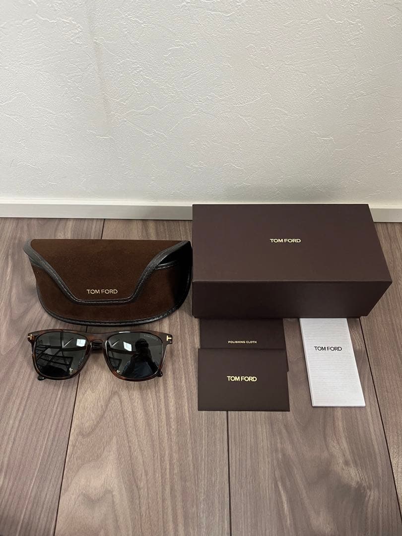 トムフォード サングラス Gerard-02 TF930-F ブラウン べっ甲