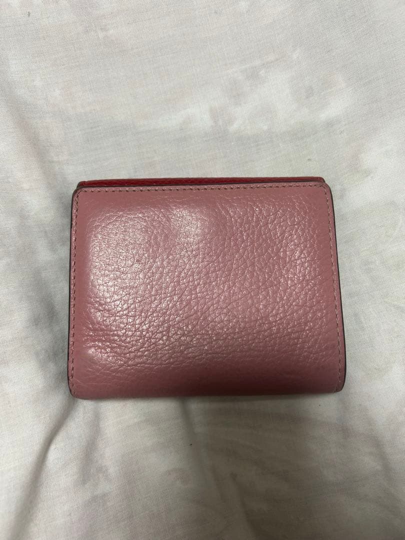 COACH 三つ折り財布 レッド ホワイトピンクカラー