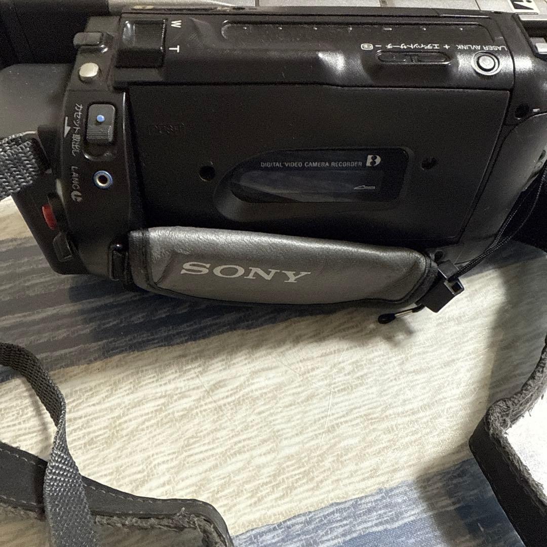 8mmテープのダビングに！ SONY ビデオカメラ DCR-TRV310