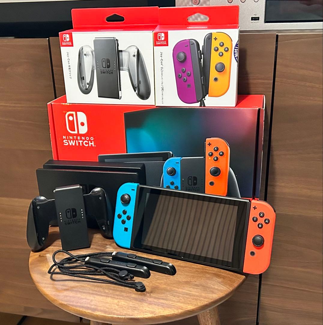 Nintendo Switch 本体 ネオンブルー&レッド とJOY-CON付