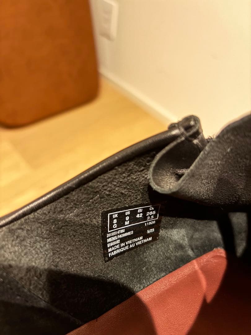 クラークス　ワラビー　レザー　 黒 UK 8